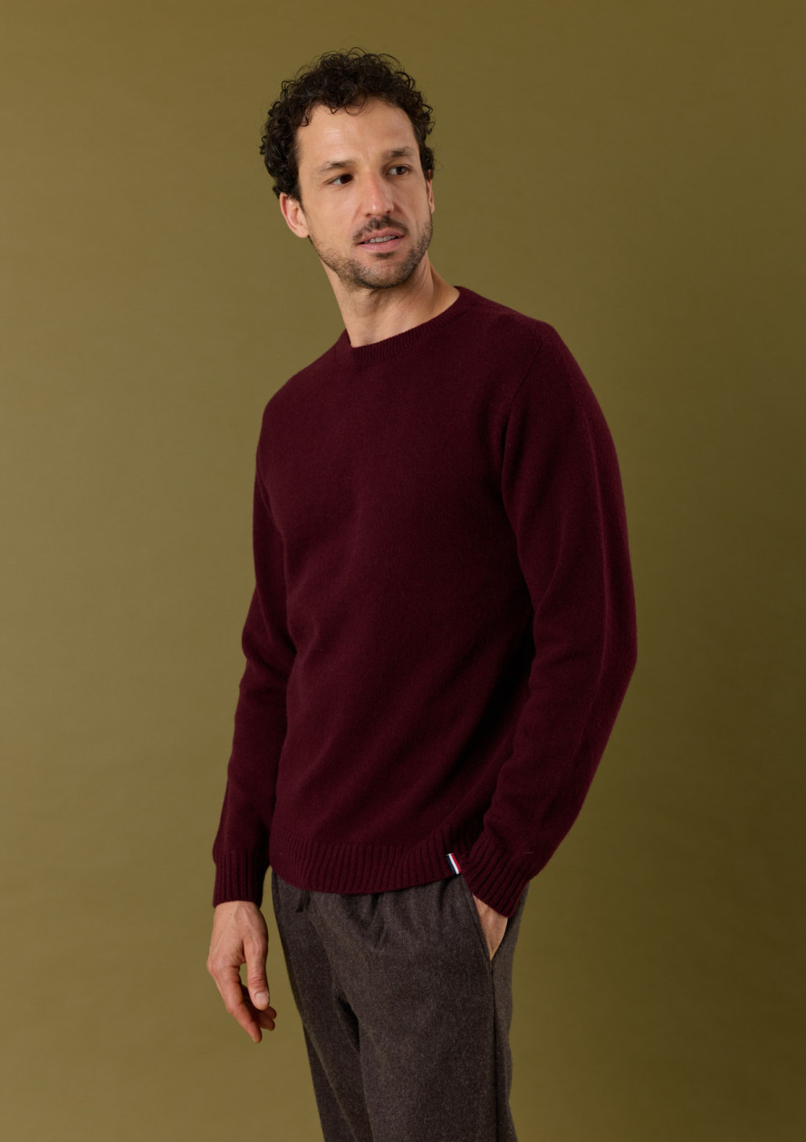 pull-homme-toison-rouge-grenat-made-in-france-laine-merinos-collection-automne-hiver-2026-2