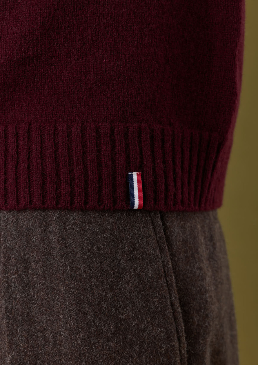 pull-homme-toison-rouge-grenat-made-in-france-laine-merinos-collection-automne-hiver-2026-3