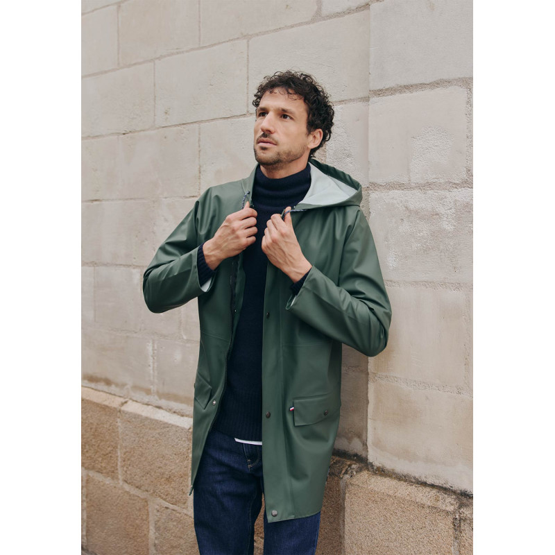 impermeable-homme-averse-kaki-made-in-france-collection-automne-hiver-2026-4