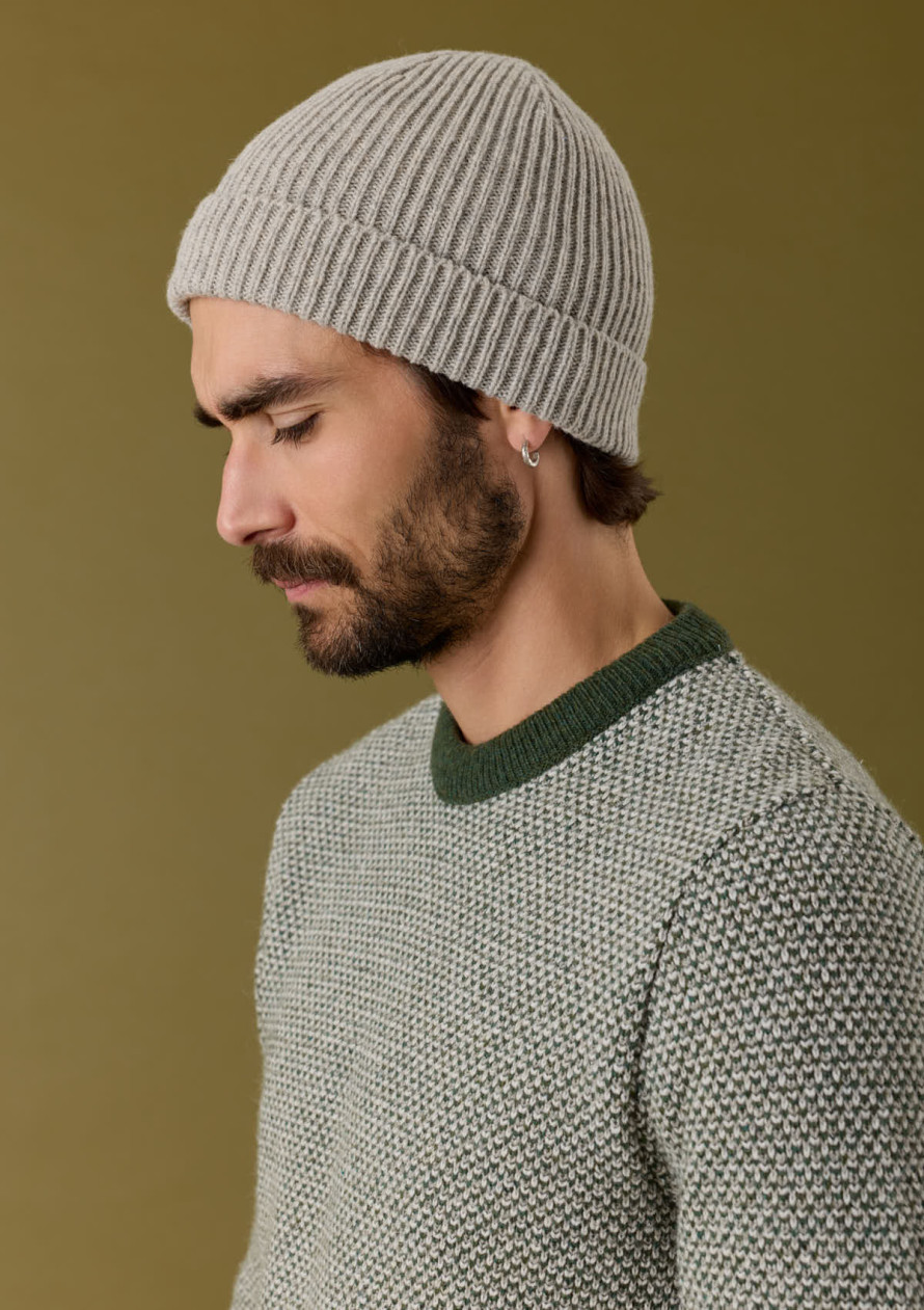 bonnet-homme-prapoutel-gris-clair-made-in-france-collection-automne-hiver-2026-1
