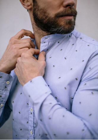19pe-chemise-montlibeille-bleu-motif-abeilles-4