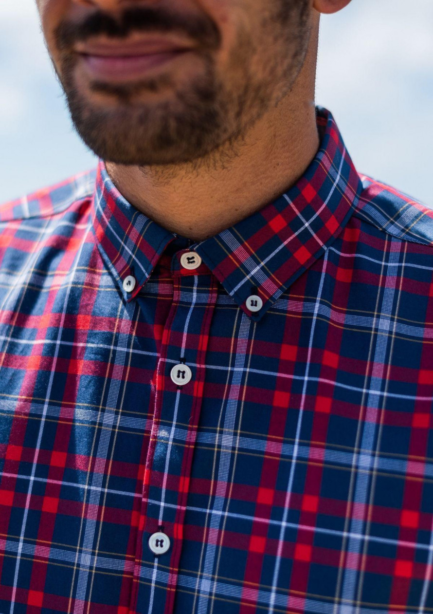 19ah-chemise-homme-centre-bourg-marine-carreaux-rouge-col-boutonné-1
